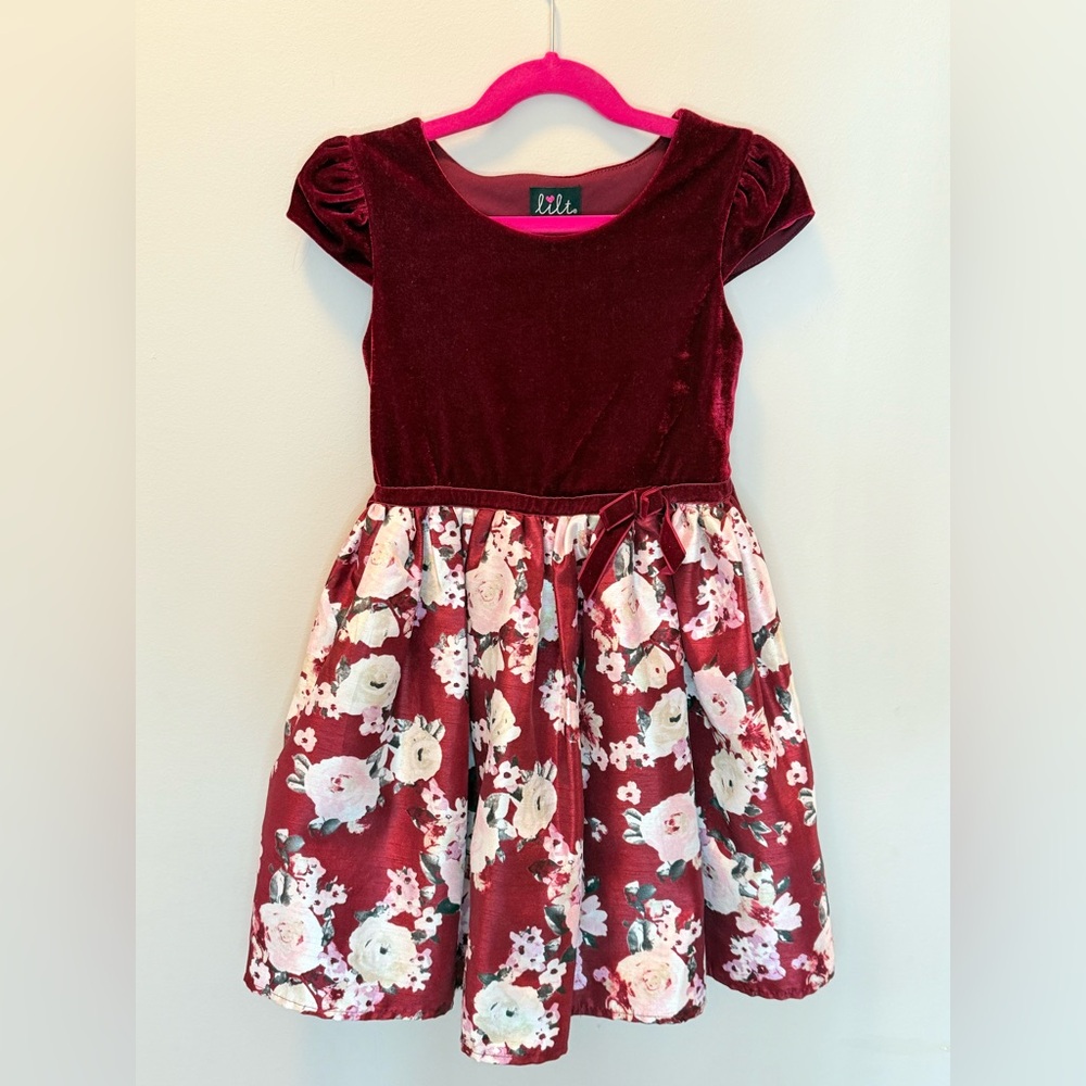 Lilt Burgundy Floral Short Sleeve Girls Velvet Dress Size 6 26” Long